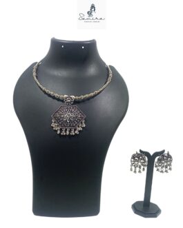 SAMIRA Handcrafted Necklace Jewellery Set with Ear Rings Oxidized Rhombus Pendant