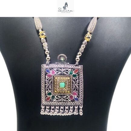 SAMIRA Handcrafted Necklace Jewellery Set with Ear Rings Oxidized Square Pendant - Image 3