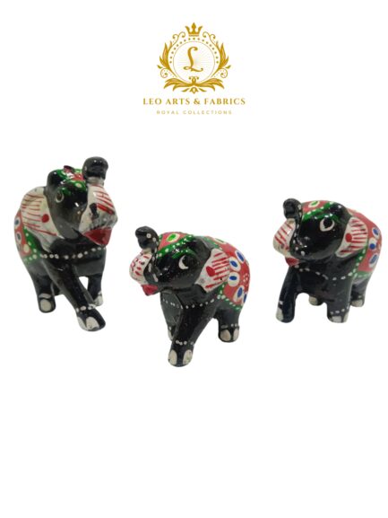 Handcrafted Paper Mache Elephant Family Figurines, Set of 3, Black and Red Colour - Image 3