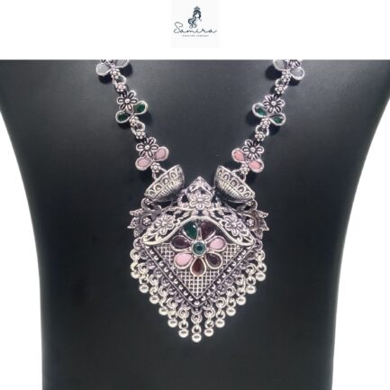 SAMIRA Handcrafted Necklace Jewellery Set with Ear Rings Oxidized Diamond Pendant - Image 3