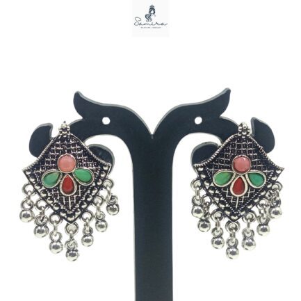 SAMIRA Handcrafted Necklace Jewellery Set with Ear Rings Oxidized Diamond Pendant - Image 5